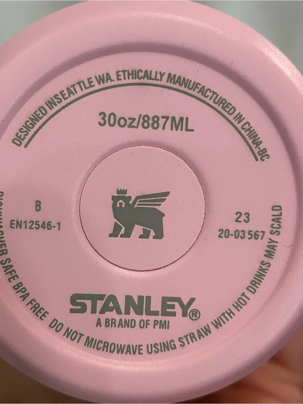 NWT Stanley Hello Kitty Quencher H2.O Tumbler Flowstate 30 oz All Day Hydration - Picture 5 of 8